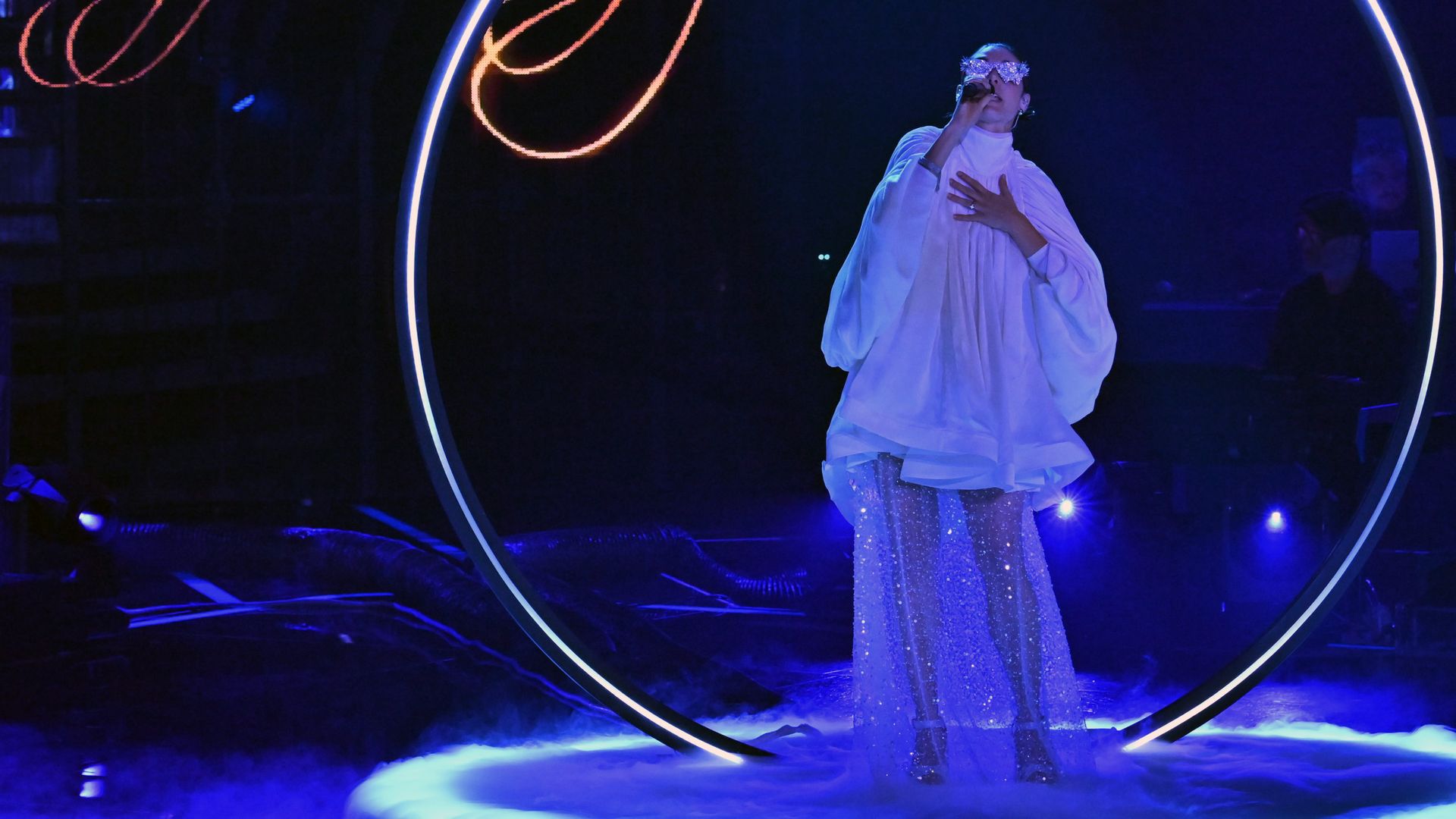 Bond-Girl-Vibes bei "The Voice"! Bernarda strahlt mit "Writings On The Wall"!