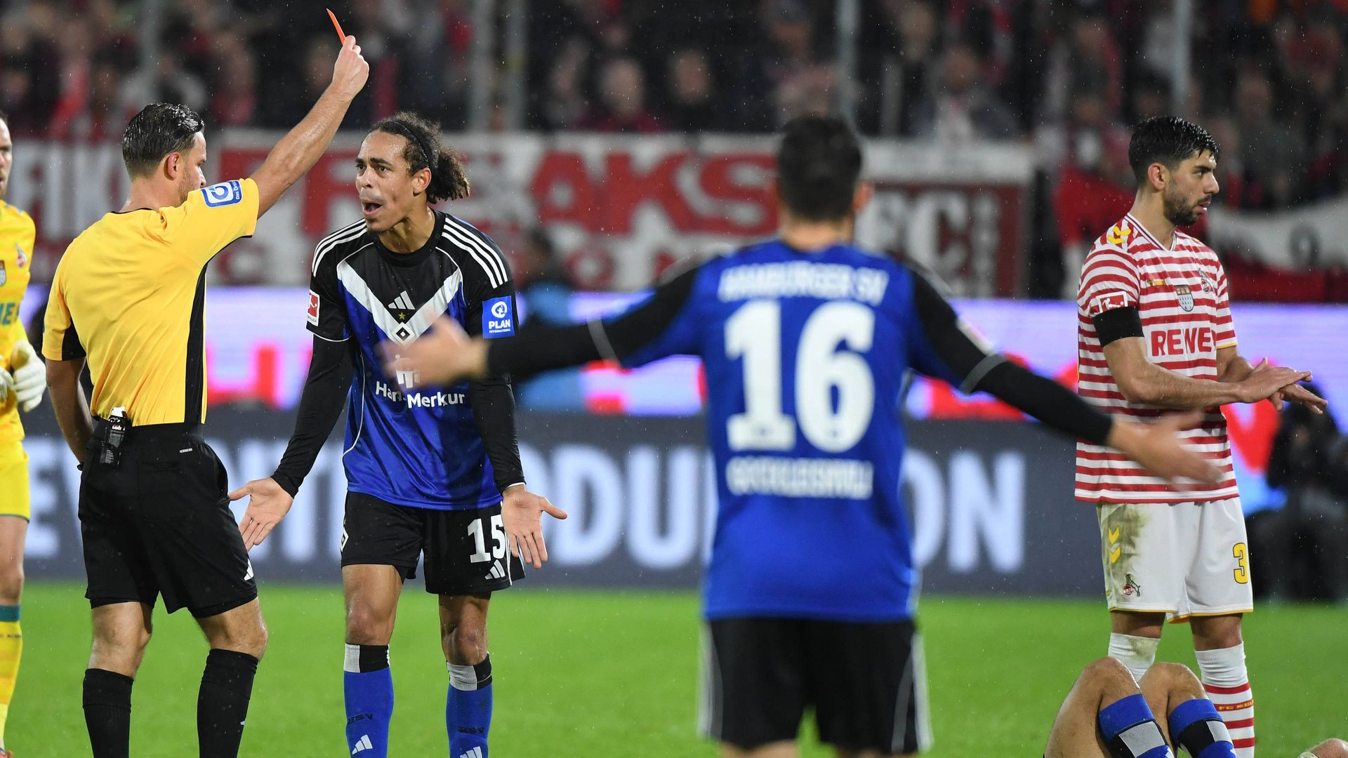 HSV-Ärger: Gelb-Rot-Rekord und VAR-Frust beim Aufsteigerduell in Köln