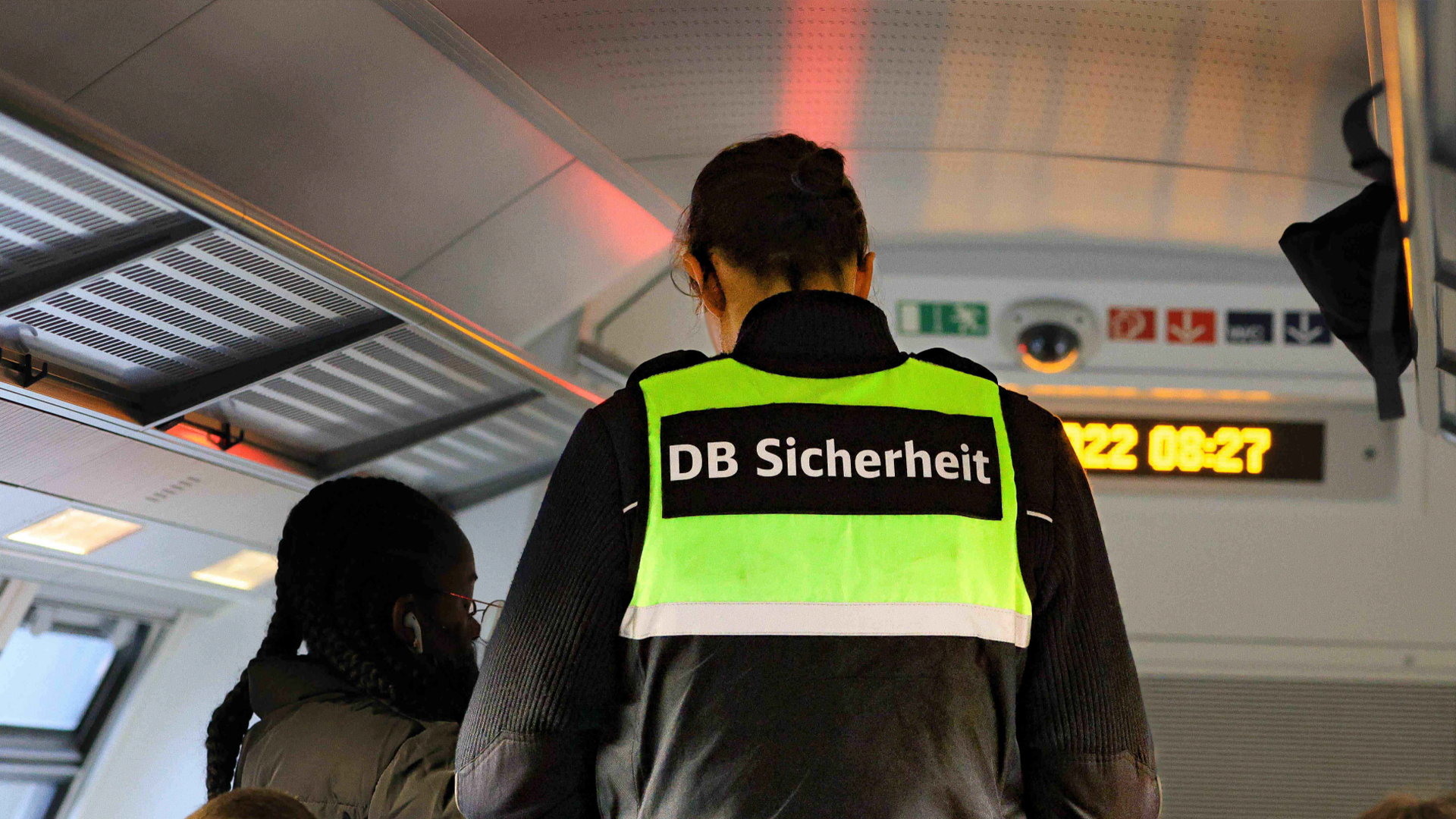 Bahn startet Anti-Gewalt-Kampagne