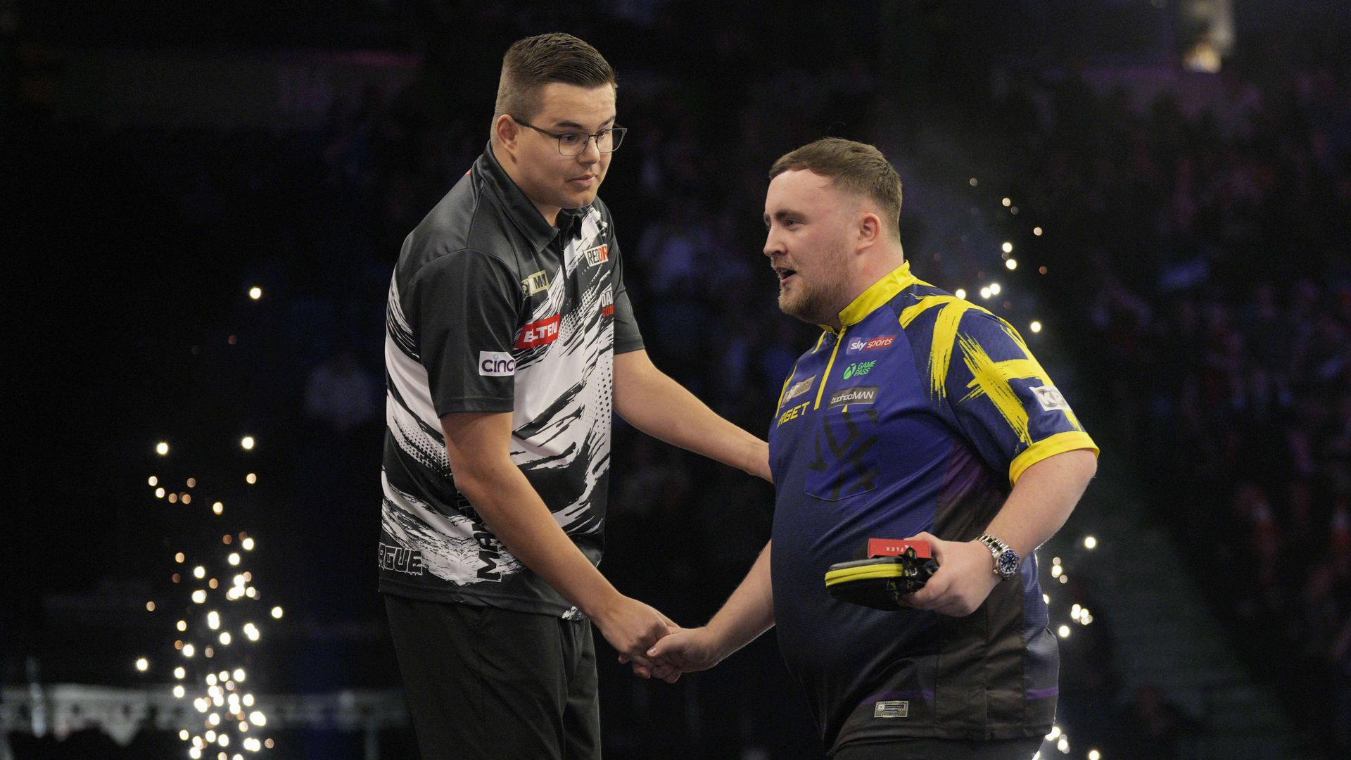 Darts: Netzreaktionen zu Luke Littlers unsportlichem Verhalten