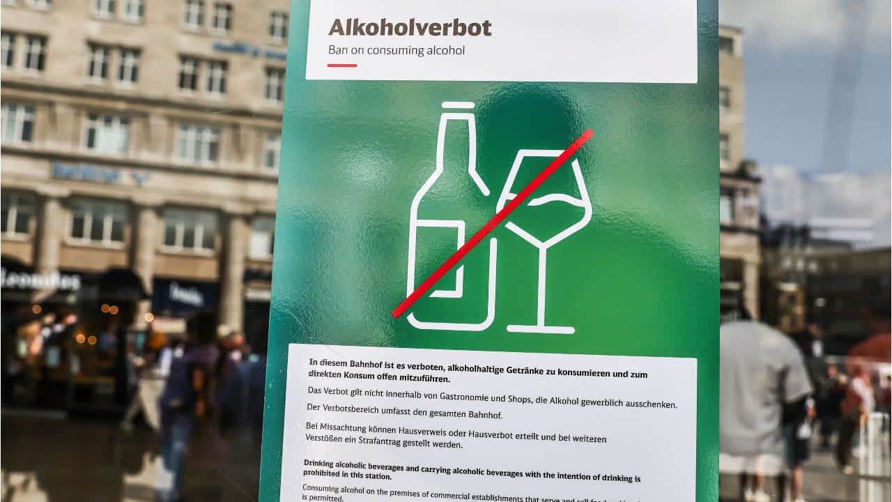 DB verbietet Alkohol an Bahnhöfen