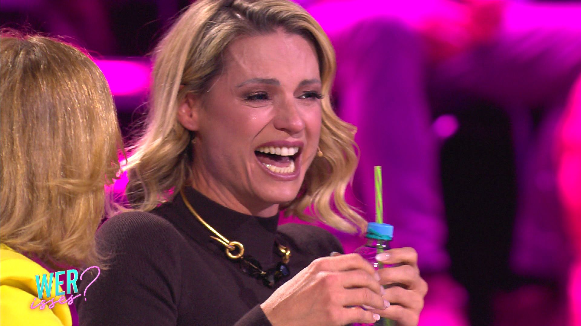 Michelle Hunziker verschluckt fast eine Fliege