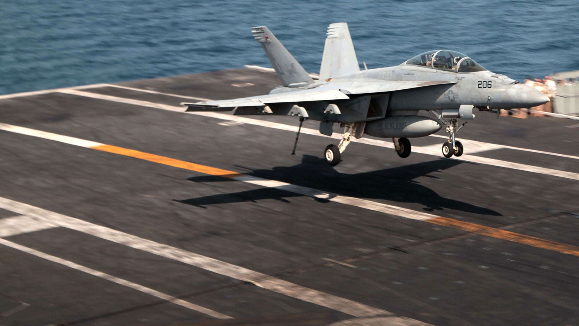 Geschwader auf hoher See: Flugzeuge der U.S. Navy