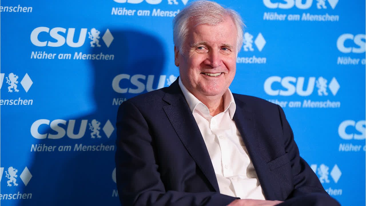 Seehofer kritisiert Merz scharf