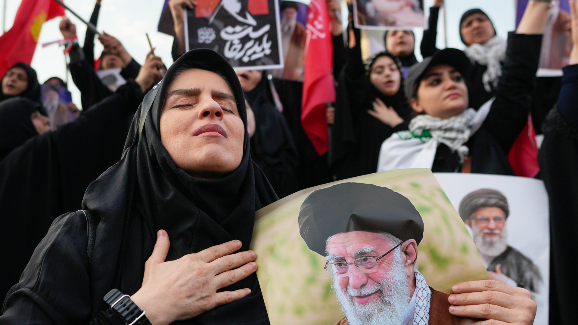 Trauerzug für Khamenei in Teheran