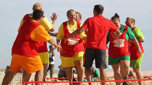 The Biggest Loser Staffel 4 Folge 7: Trainer- und Tapetenwechsel: Kommt Team Rot damit klar?