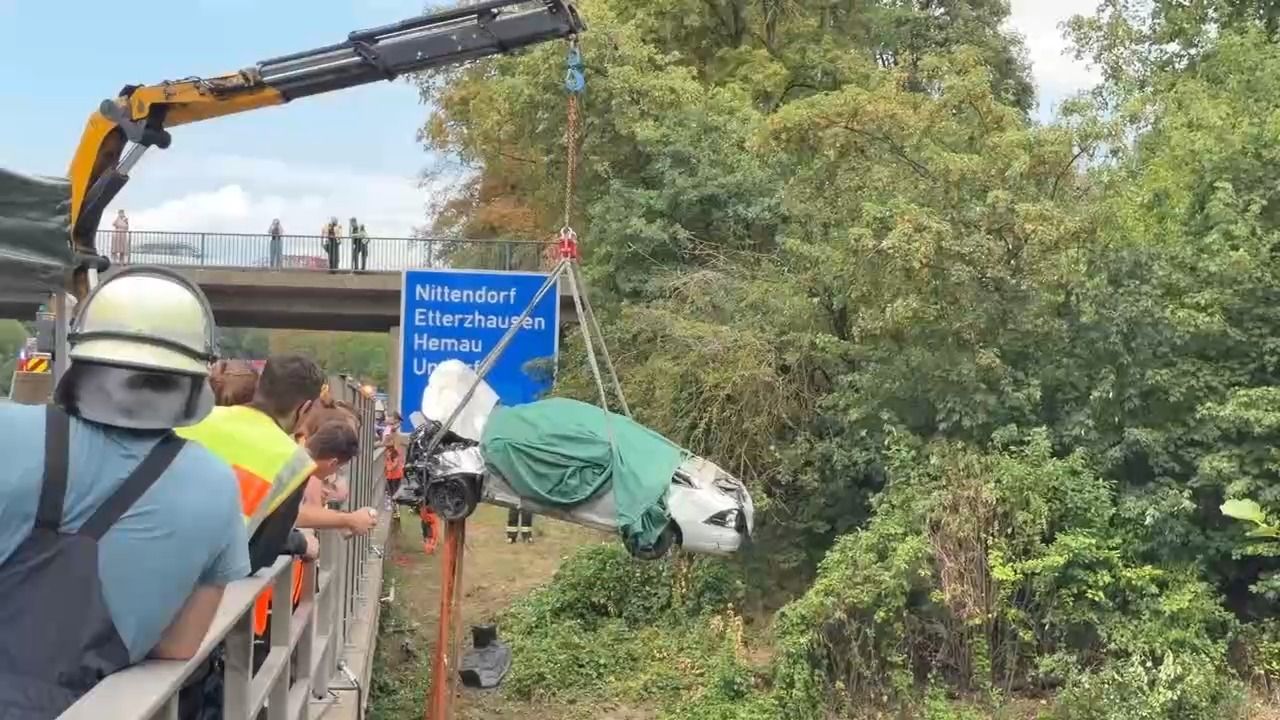 Drei Tote auf der A3 bei Nittendorf: Neue Details bekannt