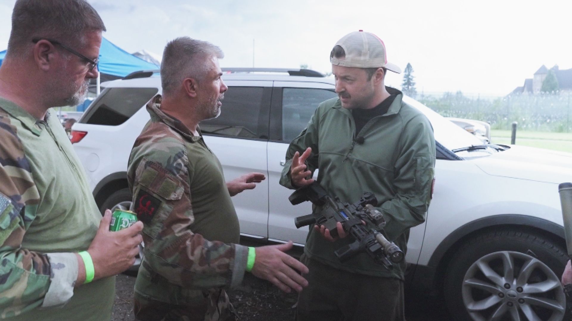 Parallelwelten USA: MilSim Community - Warum spielen Erwachsene Krieg?