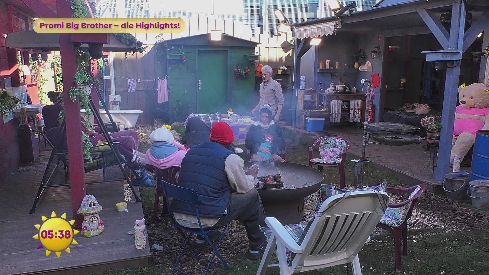 "Promi Big Brother": Gedeons Beziehungsmodell und ein Auszug