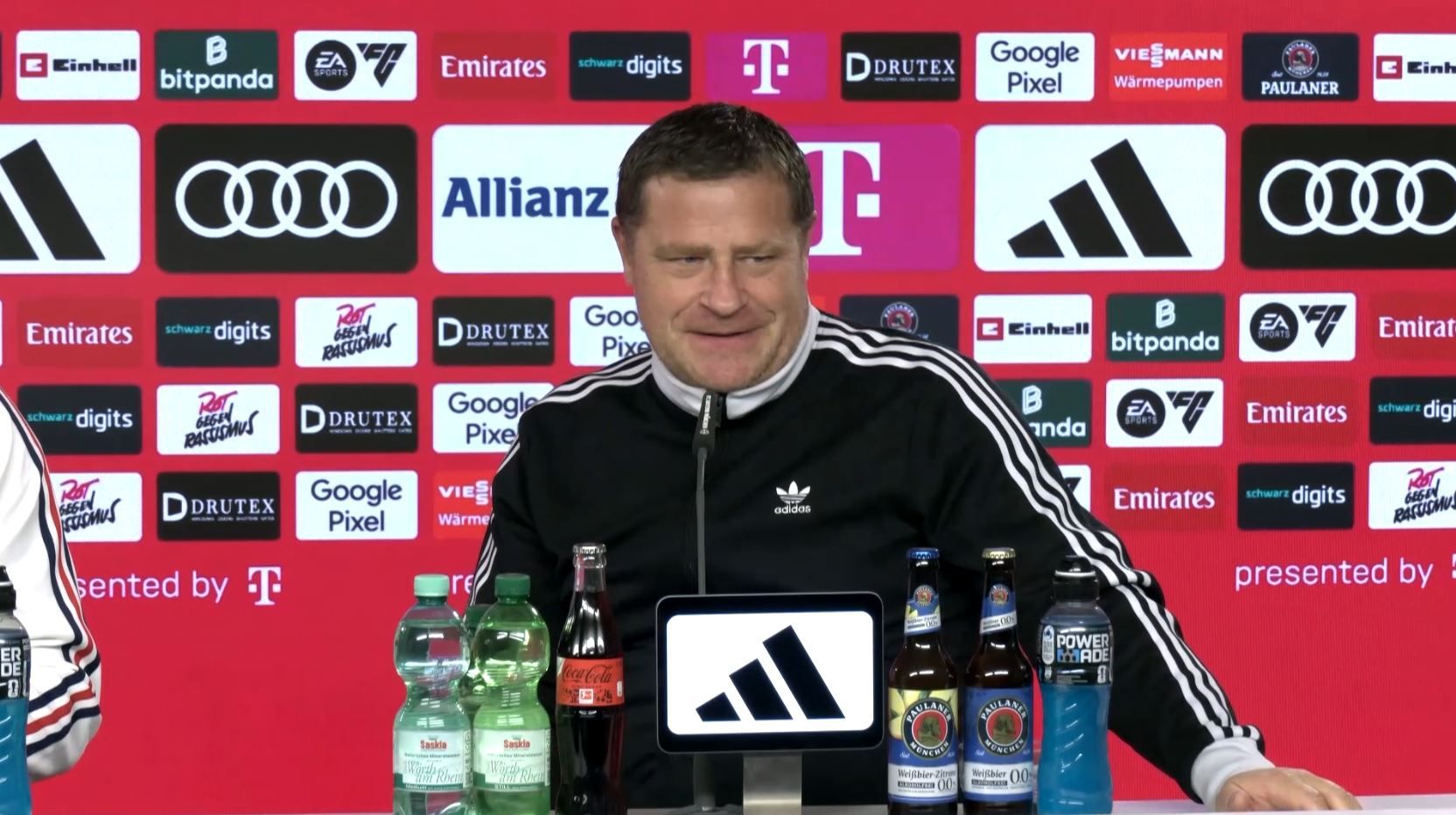 FC Bayern: "Intern!" Eberl blockt Olise-Frage ab