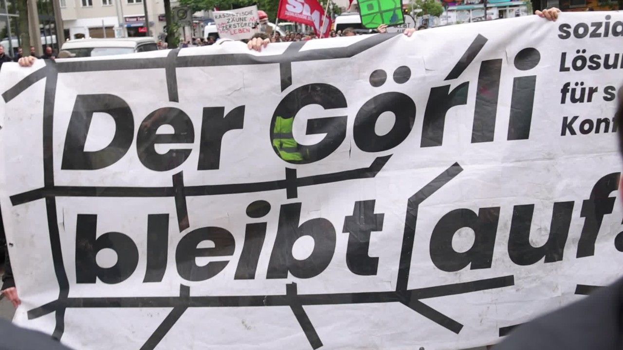 Demo gegen Zaunbau am Görlitzer Park