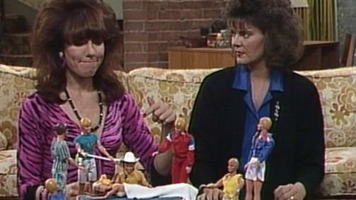 Eine schrecklich nette Familie Eine schrecklich nette Familie Folge 14: Alte Zeiten