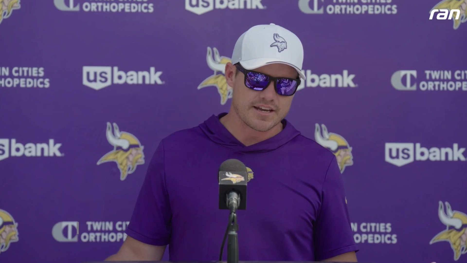 NFL: Vikings Headcoach O'Connell hat seinen starting Quarterback gewählt!
