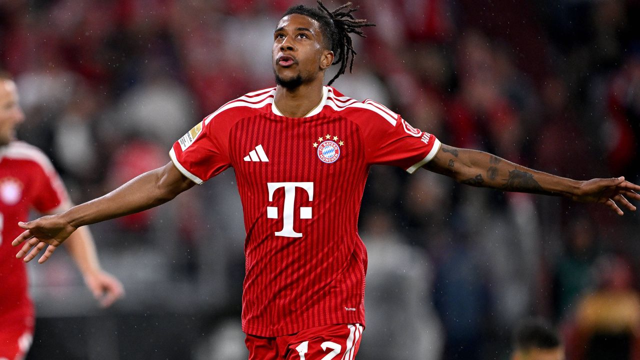 Bundesliga Highlights: Irre Tor-Party! FC Bayern schießt VfB Stuttgart ab