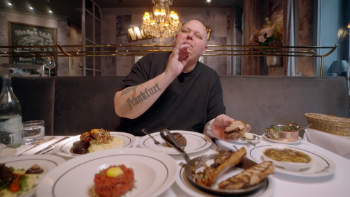 DINNER DUELL DINNER DUELL - 04. STAFFEL Folge 1: Bernds Frankfurter Food-Bermuda-Dreieck