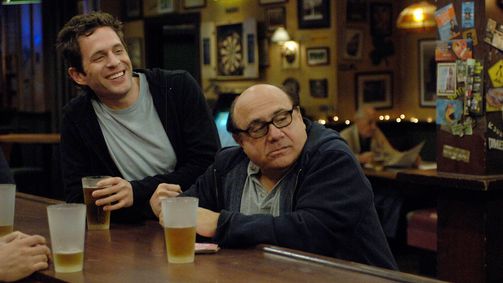 It's Always Sunny in Philadelphia IT'S ALWAYS SUNNY IN PHILADELPHIA - 03. STAFFEL Folge 11: Dennis , der Kinderschänder?
