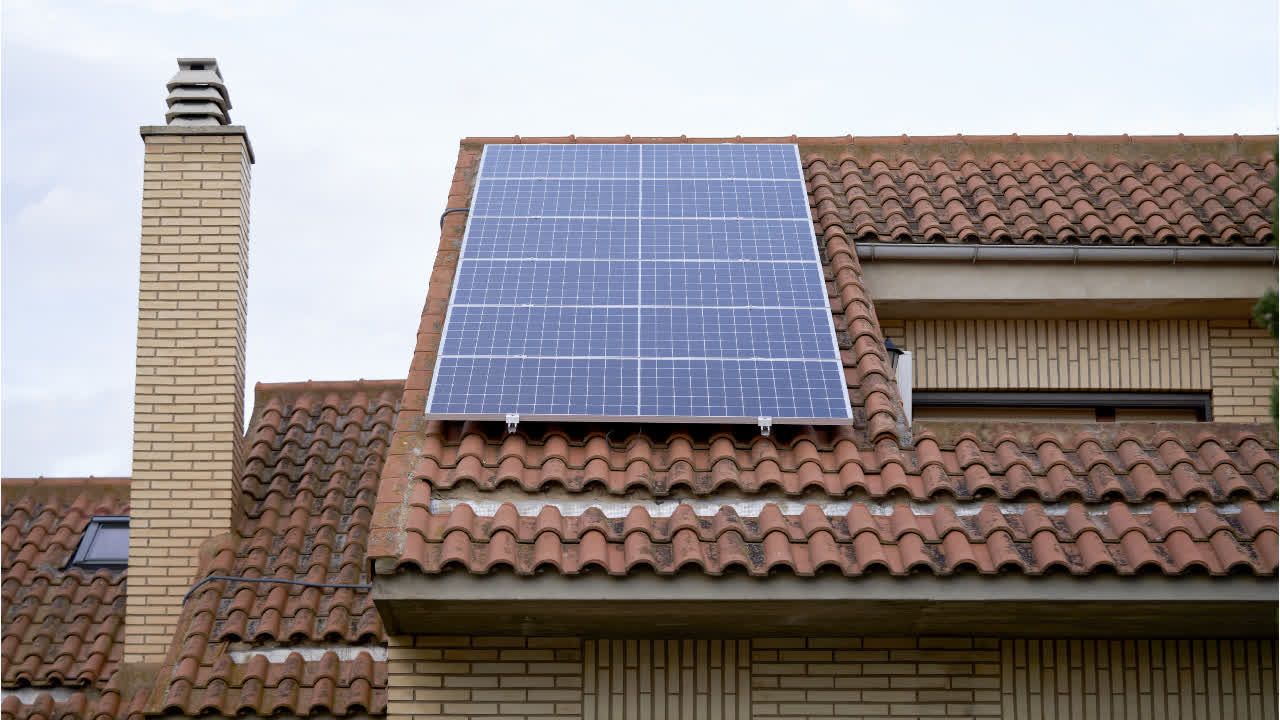 Behörde warnt vor Betrugsbriefen zur Photovoltaik-Anmeldung
