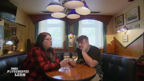 Mei potschertes Lebn Mei potschertes Lebn - Staffel 3 Folge 1: Auf Schnuck und Happy Day(s)