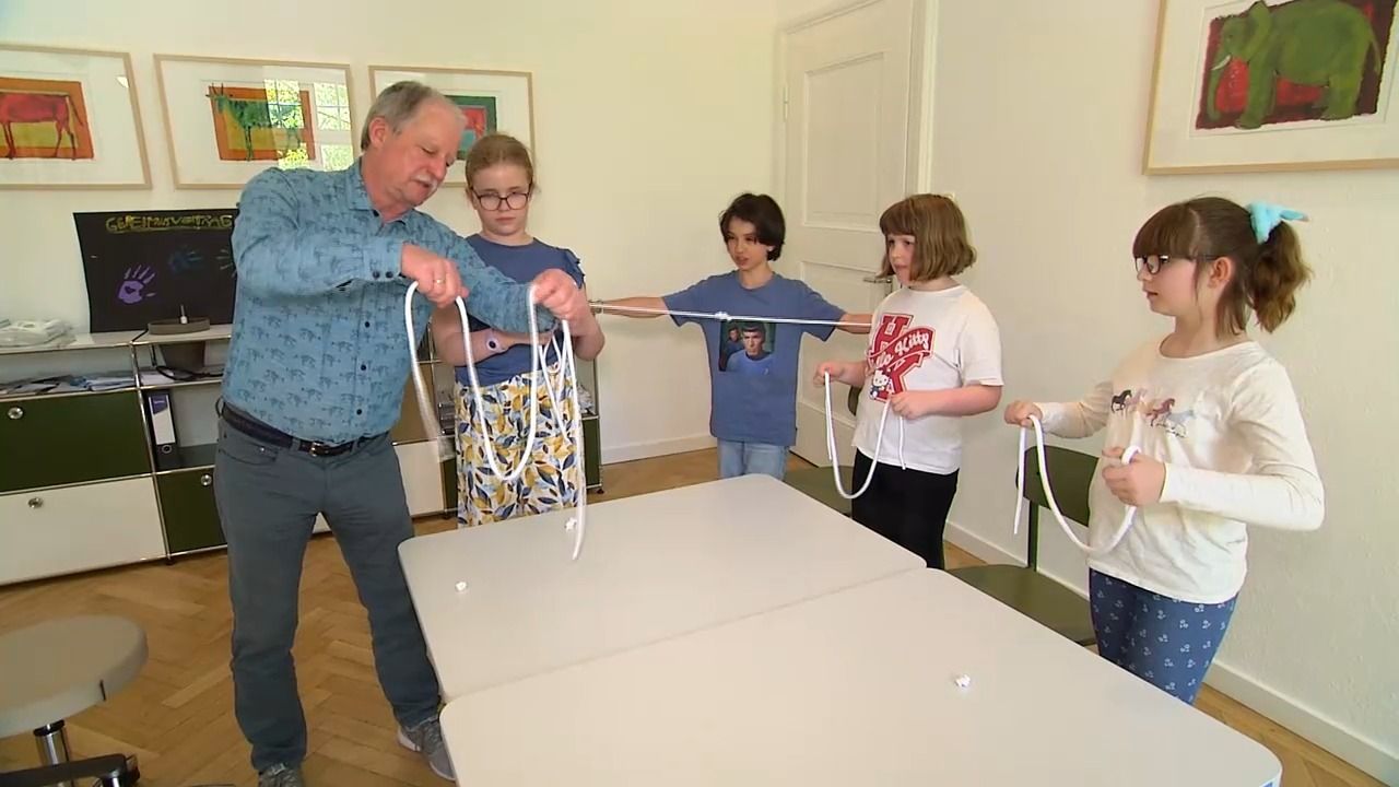 Zaubertherapie in München: Kinder trainieren Motorik spielerisch
