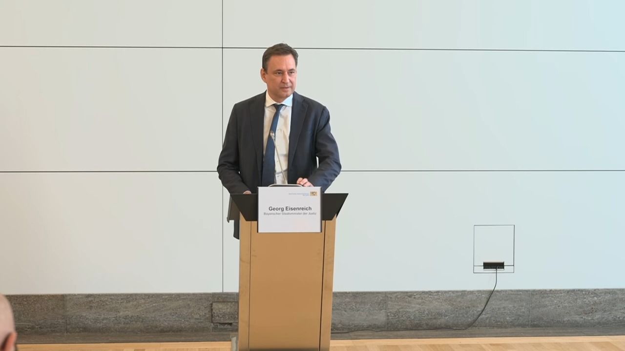 Rückzug aus der Politik: Justizminister Eisenreich legt Amt nieder