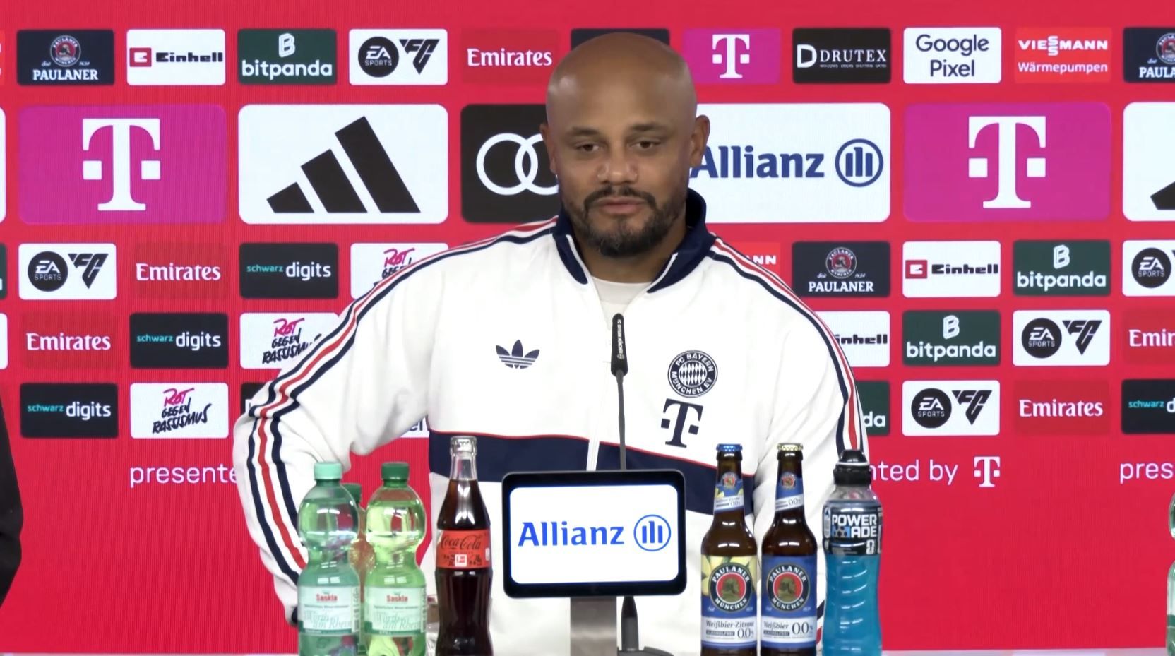 FC Bayern: "Auch schön für uns" - steht Neuers Wachablösung bevor?