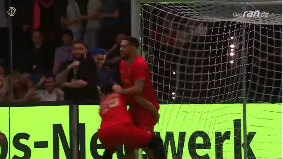 Baller League: Last-Second-Traumtor rettet Zimbos