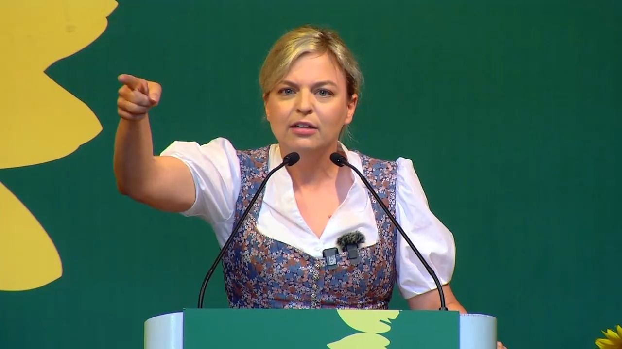 Politischer Gillamoos 2026: Grüne fordern AfD-Verbotsverfahren