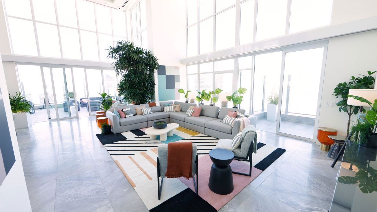Bild zum Thema Penthouse über den Dächern der Stadt: So leben die GNTM-Models in Los Angeles