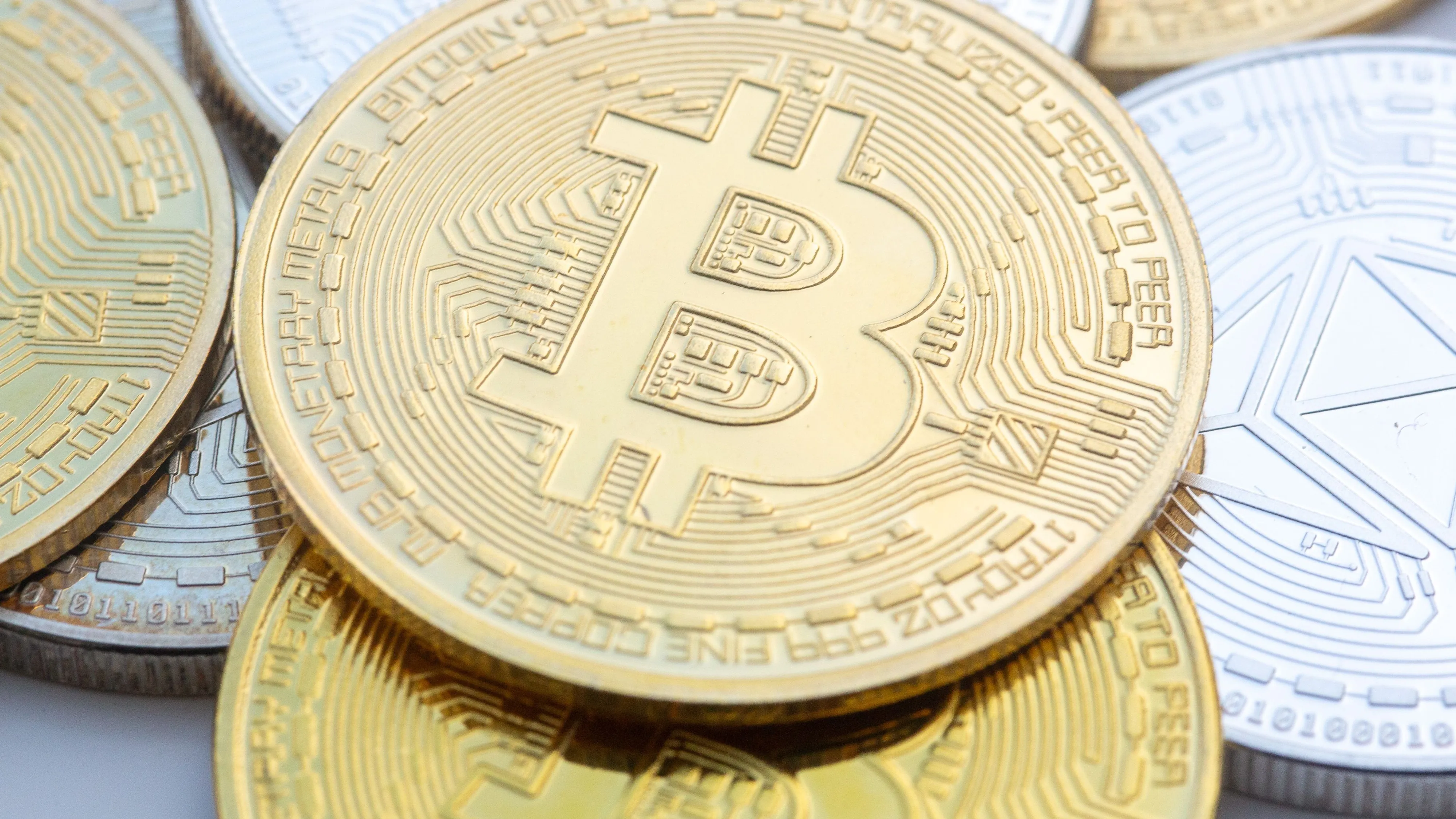 Bitcoin erklärt: So kannst du mit der Kryptowährung Geld verdienen