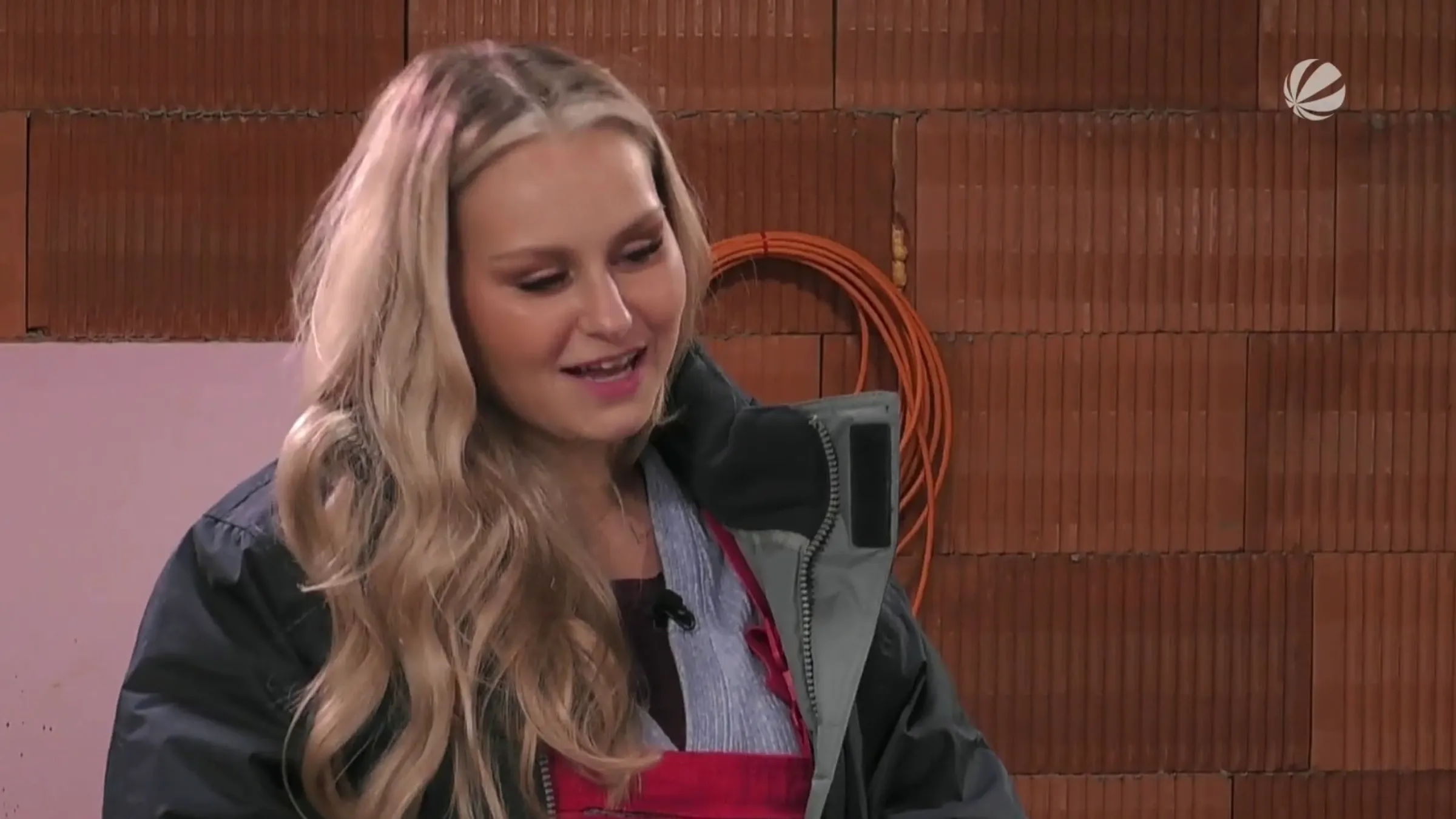 Promi Big Brother" 2025: Sarah-Jane Wollny hat große Sorgen