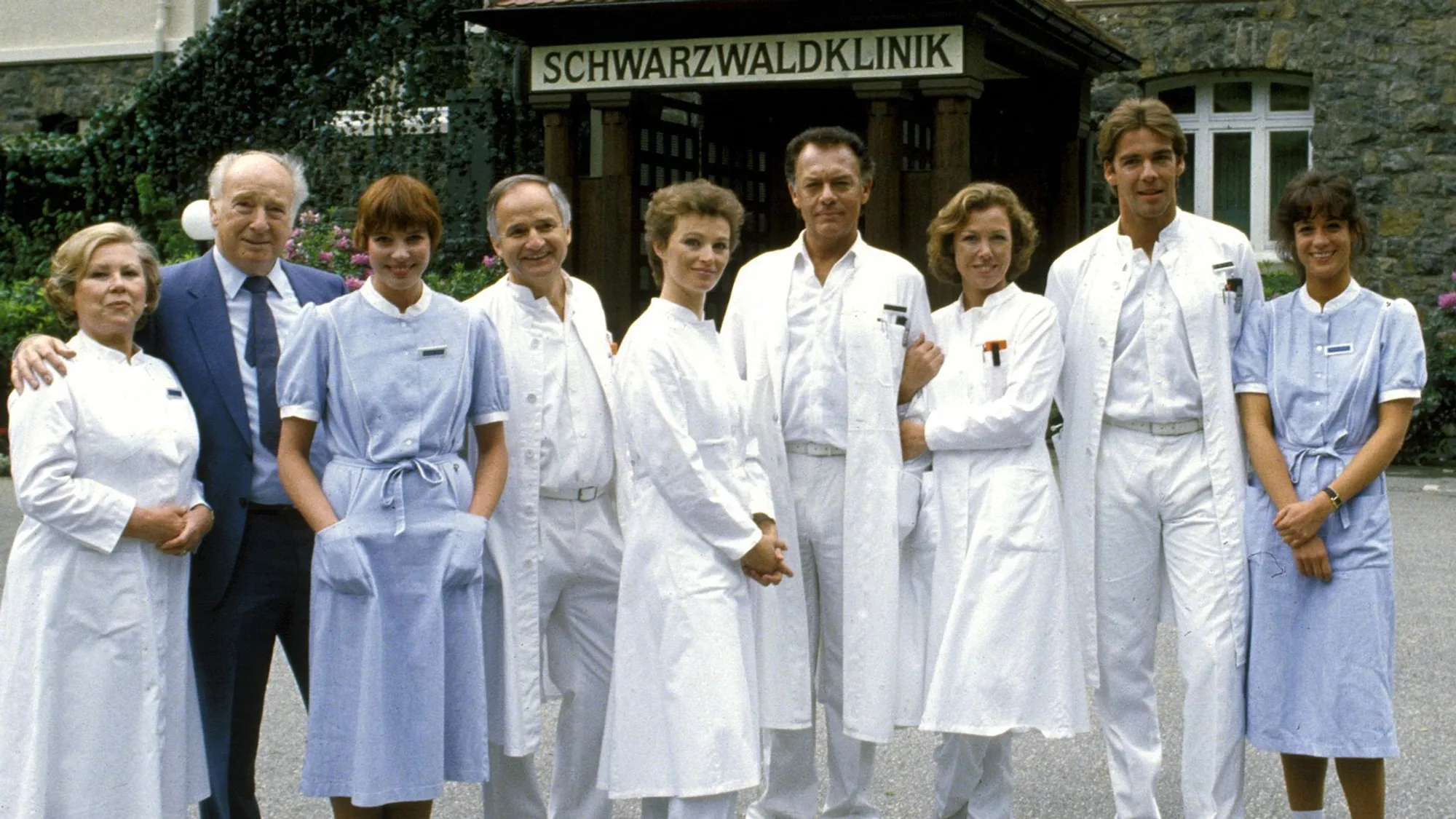 Schne Katja Woywood Schwarzwaldklinik Bild