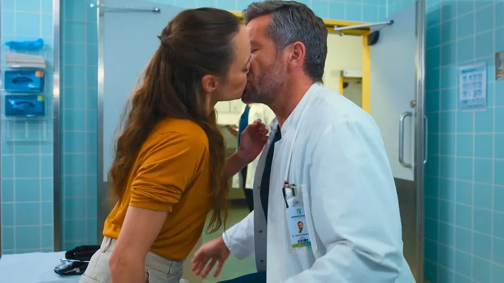 Die Spreewaldklinik"-Vorschau ab 1. Dezember: Es wird fremdgeküsst!