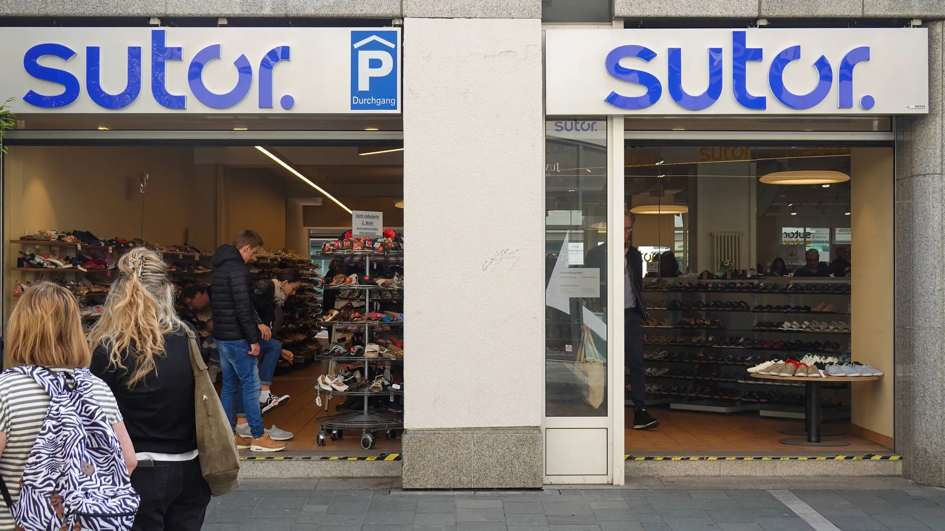 Ruby Sutor Bekannter Schuhhändler Sutor aus Bayern ist pleite