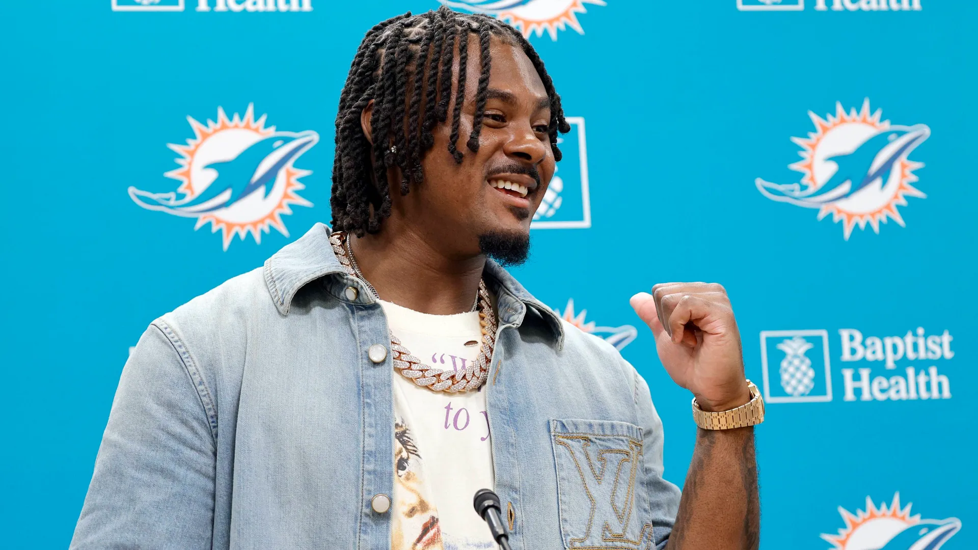 Miami Dolphins: The “Green Bay South” Reboot and the Star in Focus