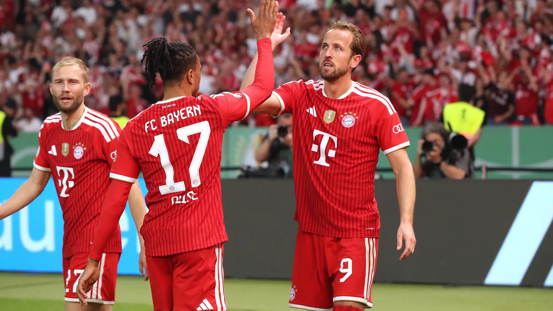 Real Madrid bombshell regarding Olise? This is the situation at FC Bayern