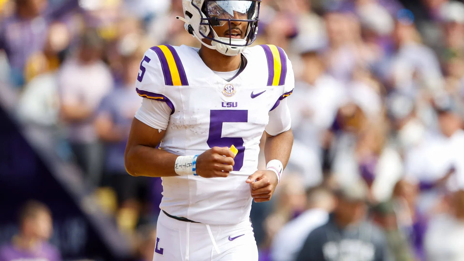 Jayden Daniels Bans LSU From Using His NIL Over Retired Jersey Dispute