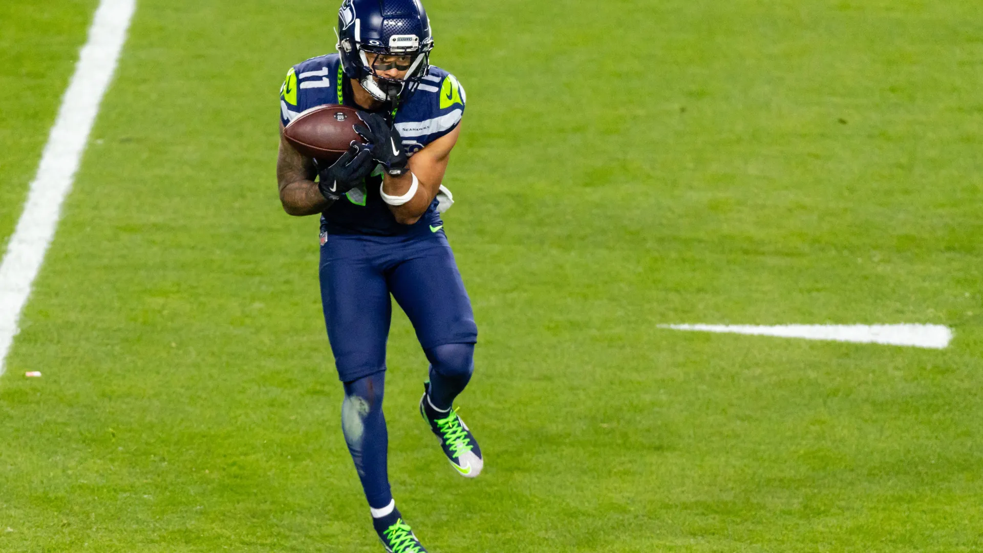 NFL Week 2 Sunday Results: Aaron Rodgers Frustrated, Raiders & Seahawks Win