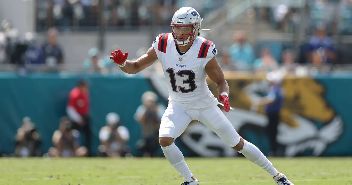 Patriots place Mack Hollins on injured reserve with calf injury