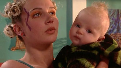 The Tribe The Tribe Staffel 5 Folge 17: Ellie kehrt heim