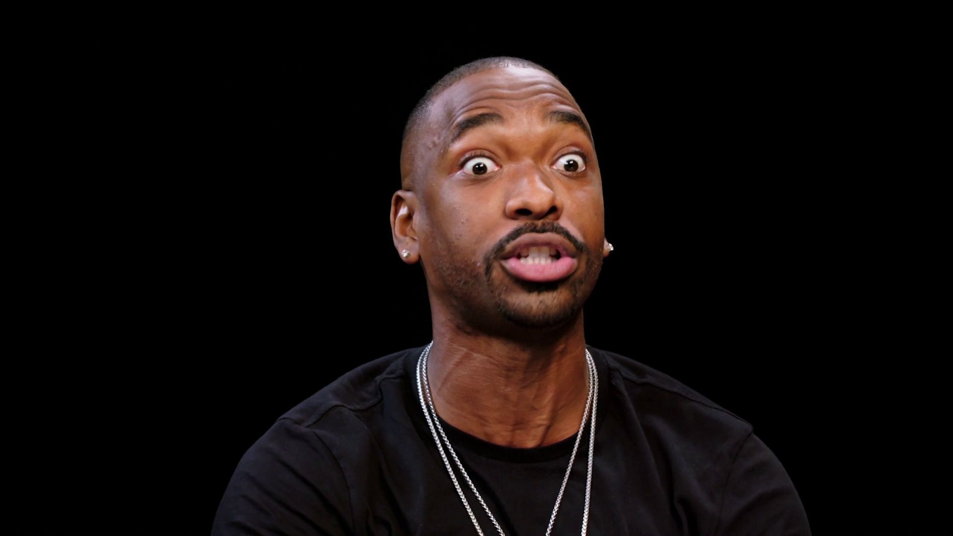 Jay Pharoah Channels Keanu Reeves While Eating Spicy Wings