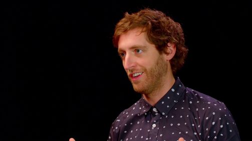 Hot Ones Hot Ones Staffel 3 Folge 18: Thomas Middleditch Does Improv While Eating Spicy Wings