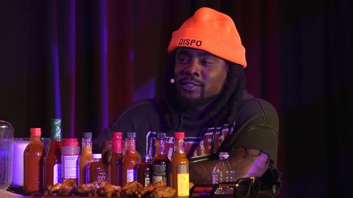 Hot Ones Hot Ones Staffel 4 Folge 17: Wale Battles Spicy Wings Live