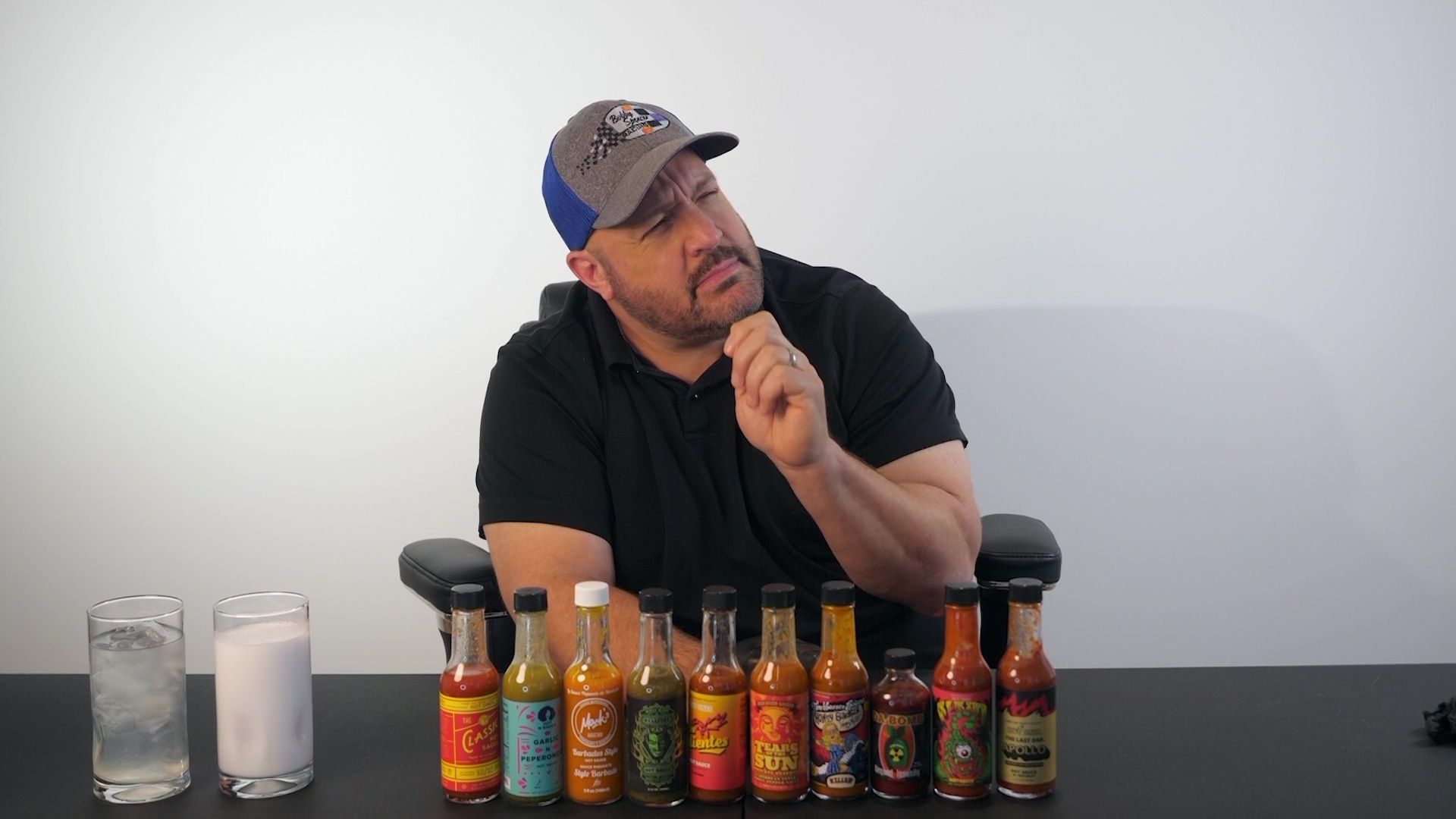 Kevin James Forgets Who He Is While Eating Spicy Wings