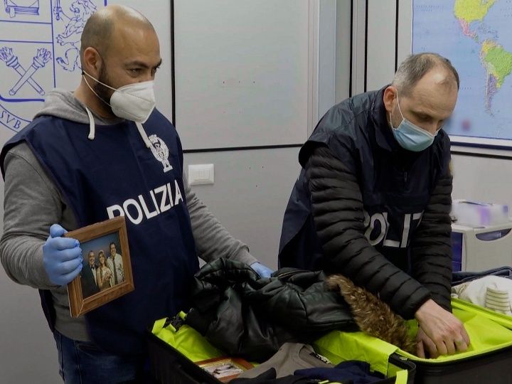 Fragwürdiges Familienfoto mit Füllung