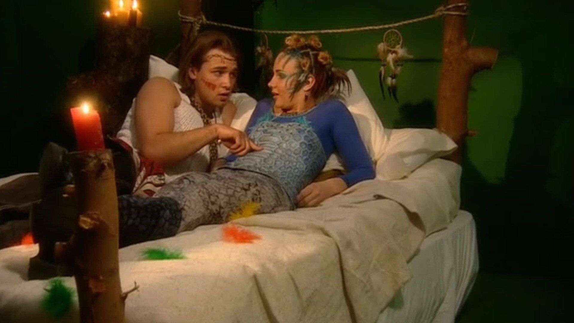 Geteert und gefedert