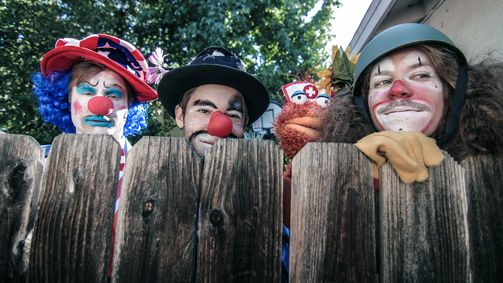 Workaholics Staffel 4 Folge 7: Krieg der Geburtstags-Clowns