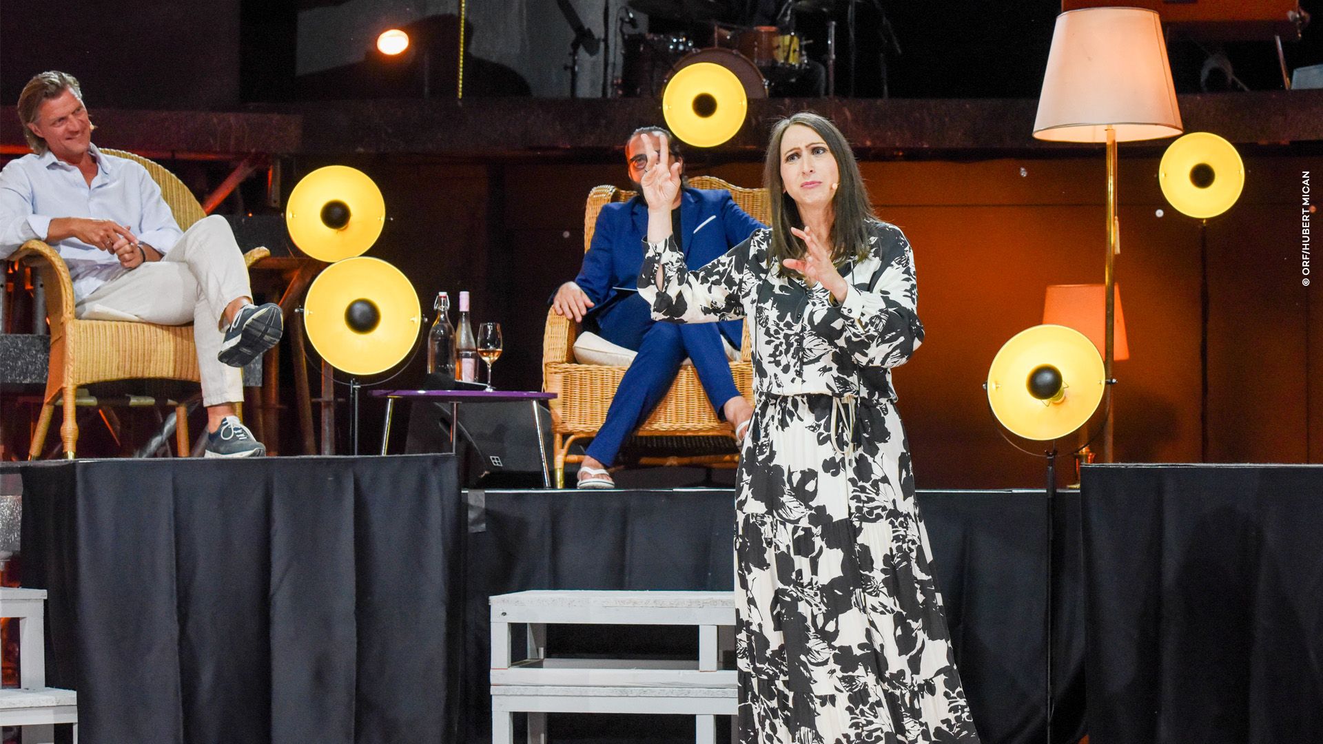 Die Tafelrunde: Kabarett unter Sternen