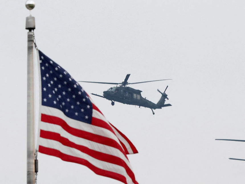 Parade trotz Proteste: Trump spaltet USA