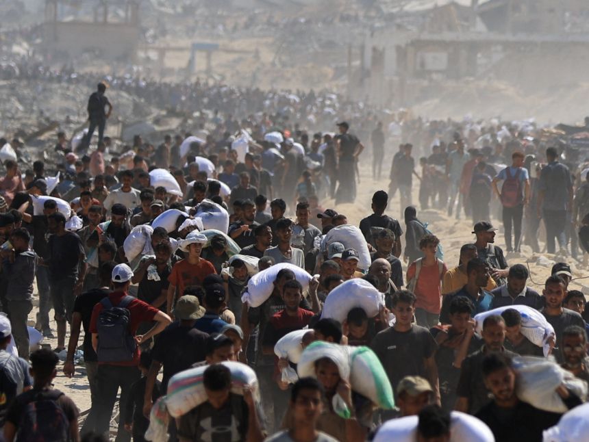 Hilfelieferungen treffen in Gaza ein