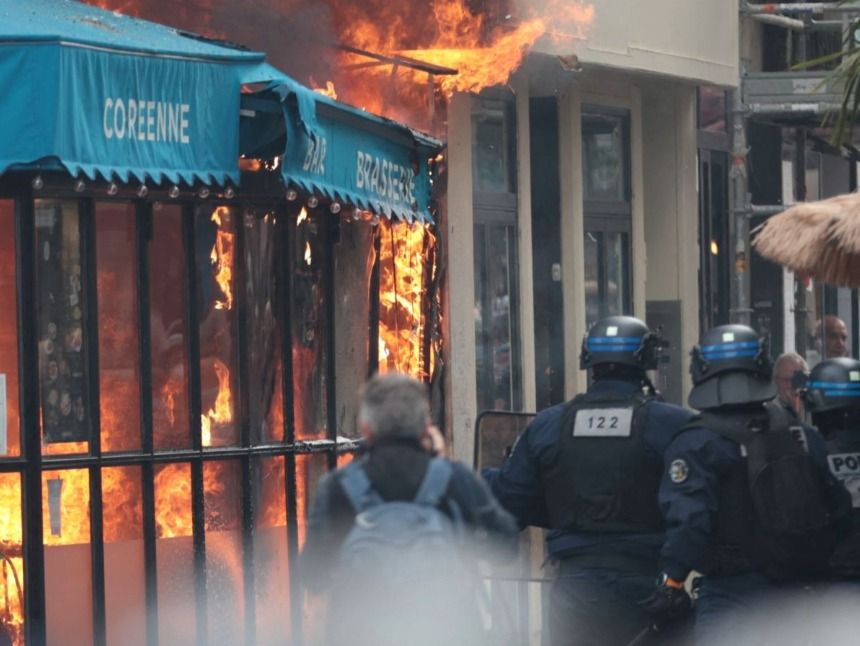 Gewalttätige Proteste in Frankreich